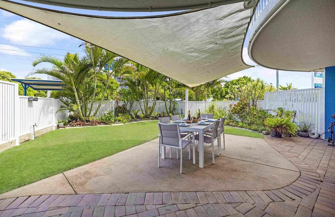 Coral Sea Apartments-1