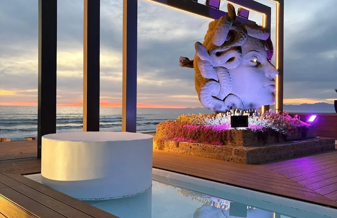 Luxury Resort-1
