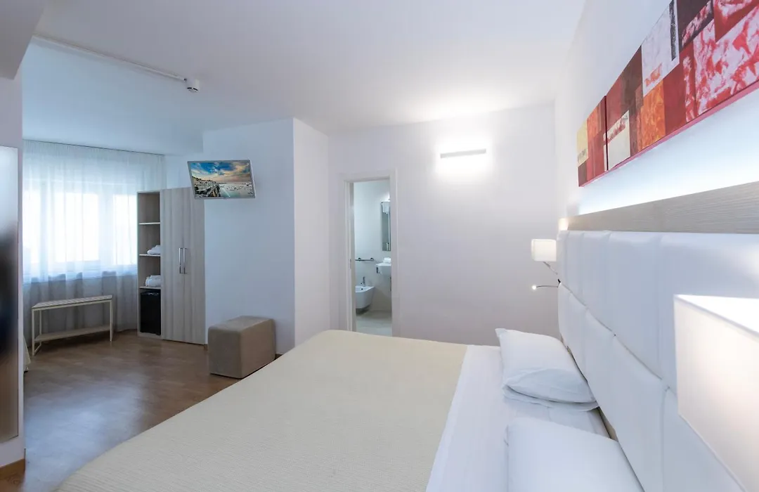 Hotel Albania-1