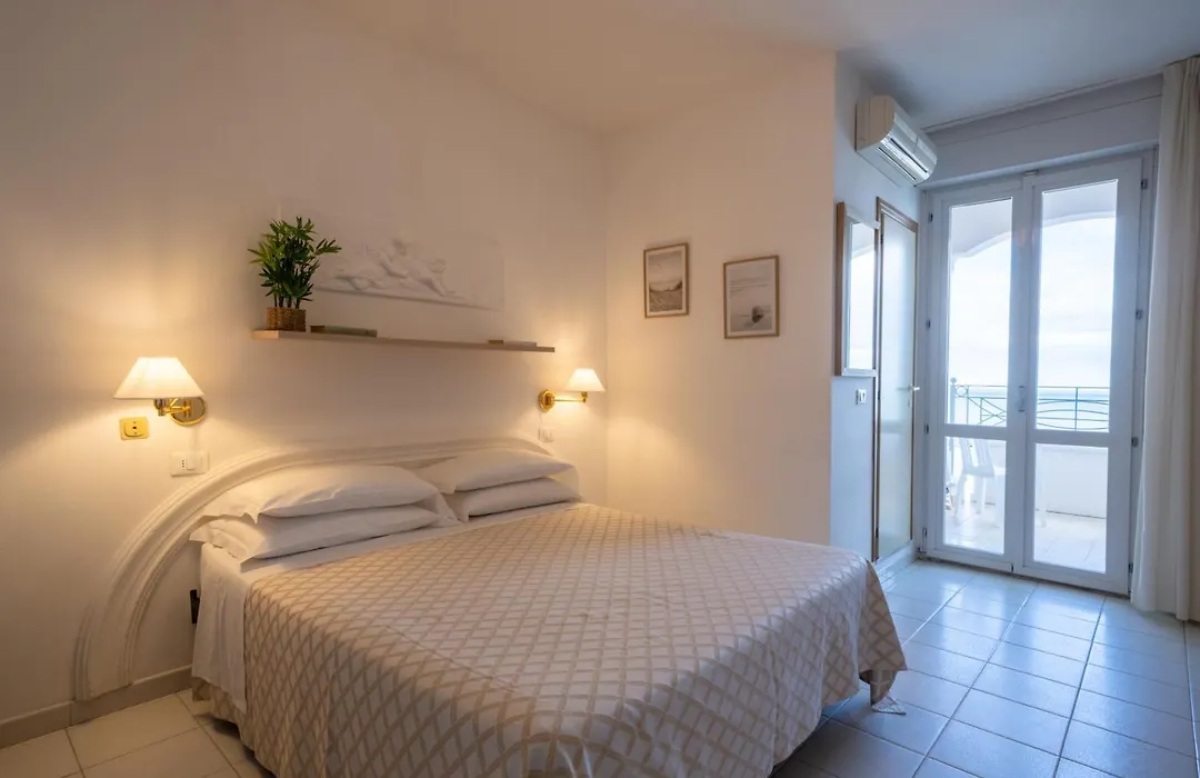 Hotel Continental-1