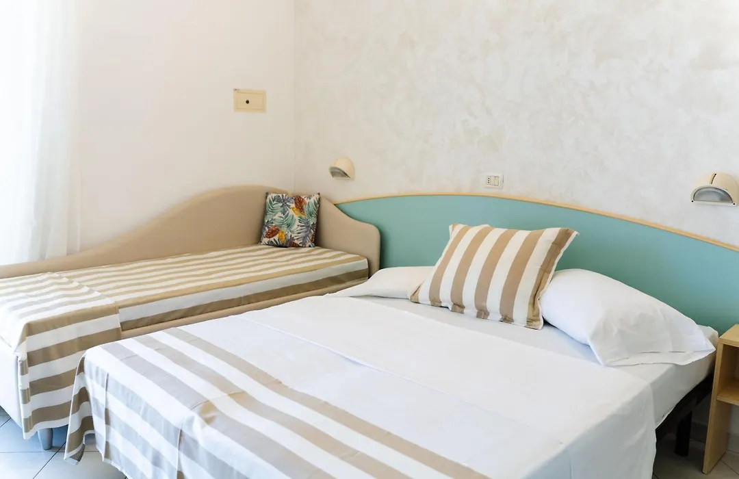 Strand Hotel-1