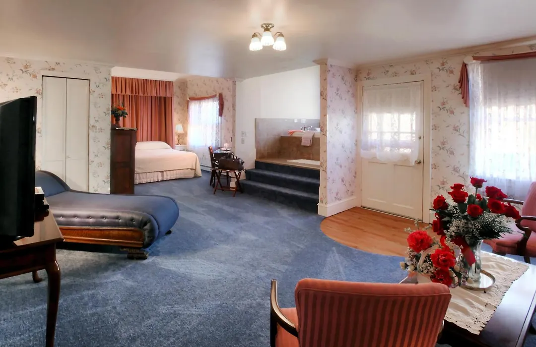 Wilbraham Mansion-1