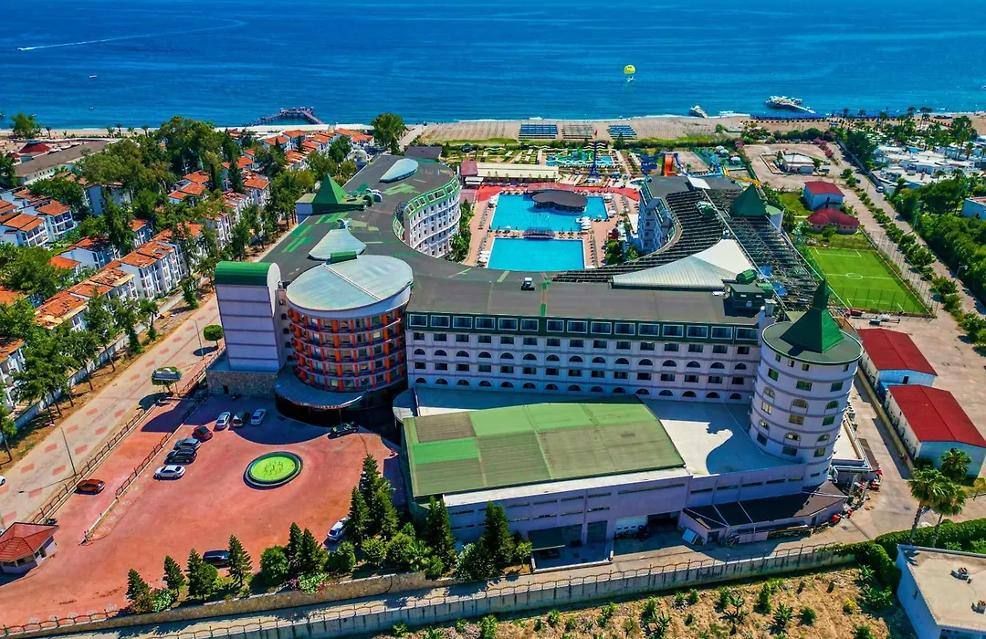 Grand Cortez Halal Family Hotel-1
