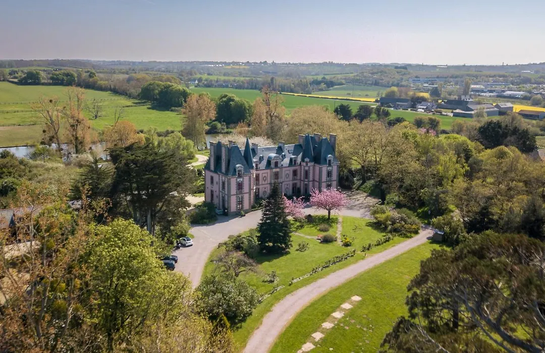 Chateau Hotel Du Colombier-1