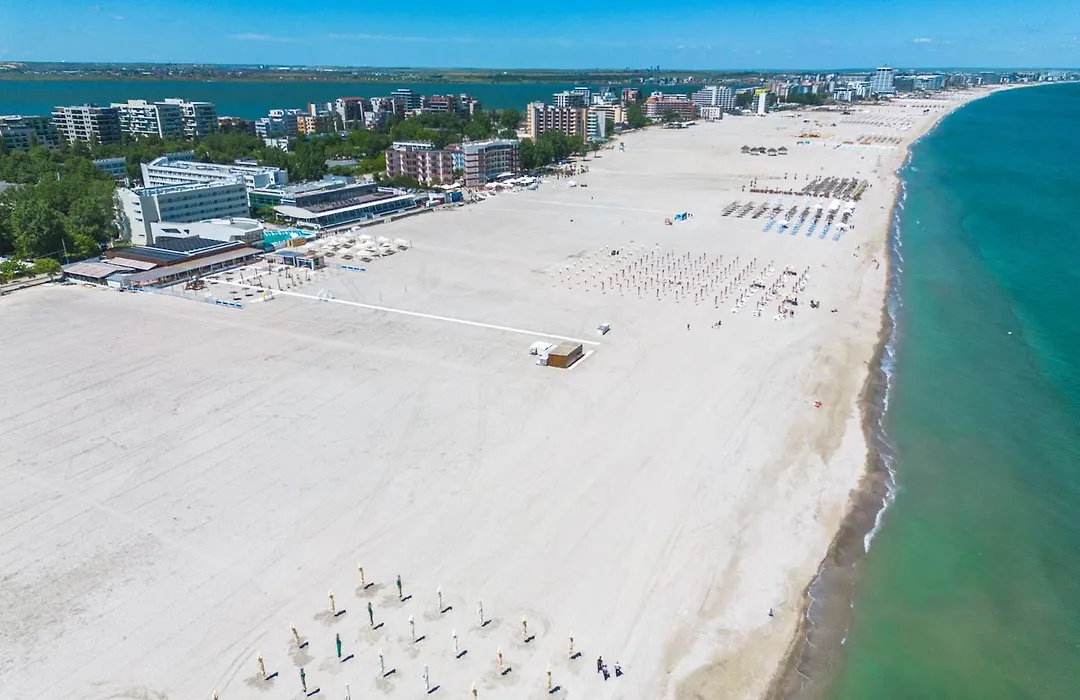 Complex Modern Mamaia-1