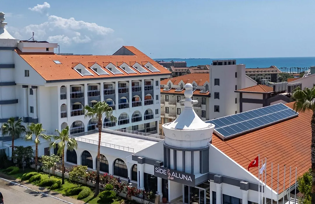 Side Aluna Hotel-1
