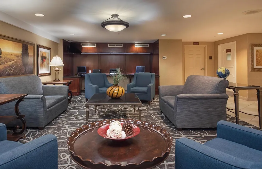Clarion Collection Hotel Arlington Court Suites-1