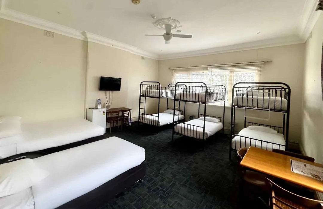 Bomaderry Hotel-1