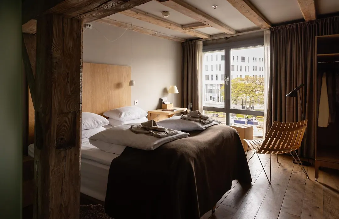 Hotel Brosundet-1