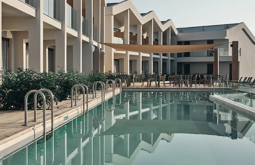 Aqua Bay Suites-1