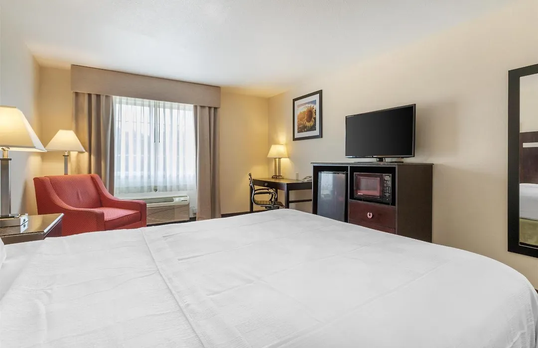 Best Western Parsons Inn-1