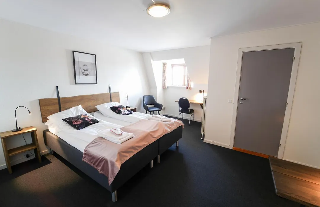 Hotel Phonix Bronderslev-1