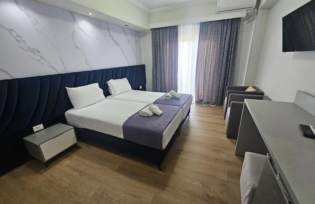 Hotel Pini-1