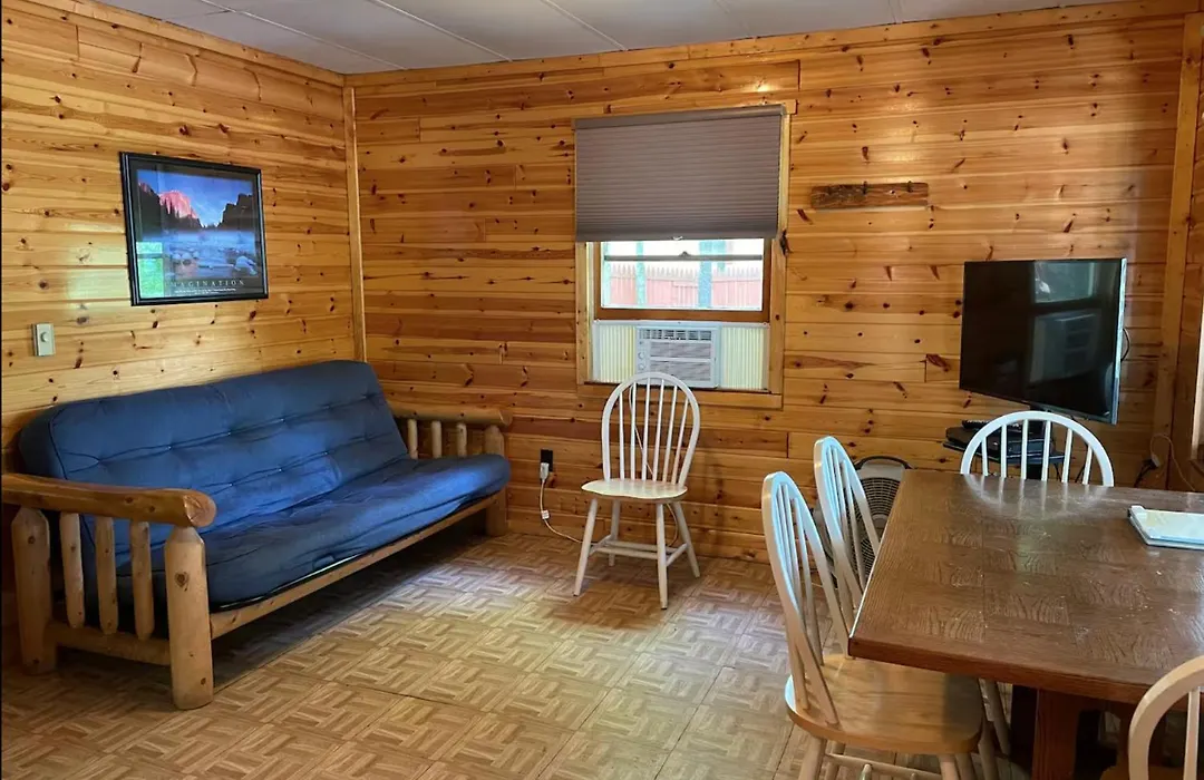 The Elms Waterfront Cottages-1