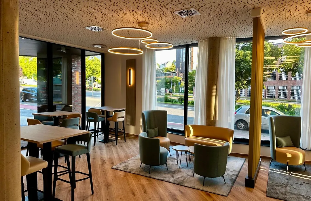 Central Hotel-1