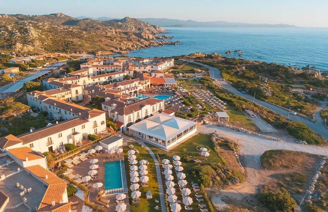 Mangia'S Santa Teresa Sardinia, Curio Collection By Hilton-1