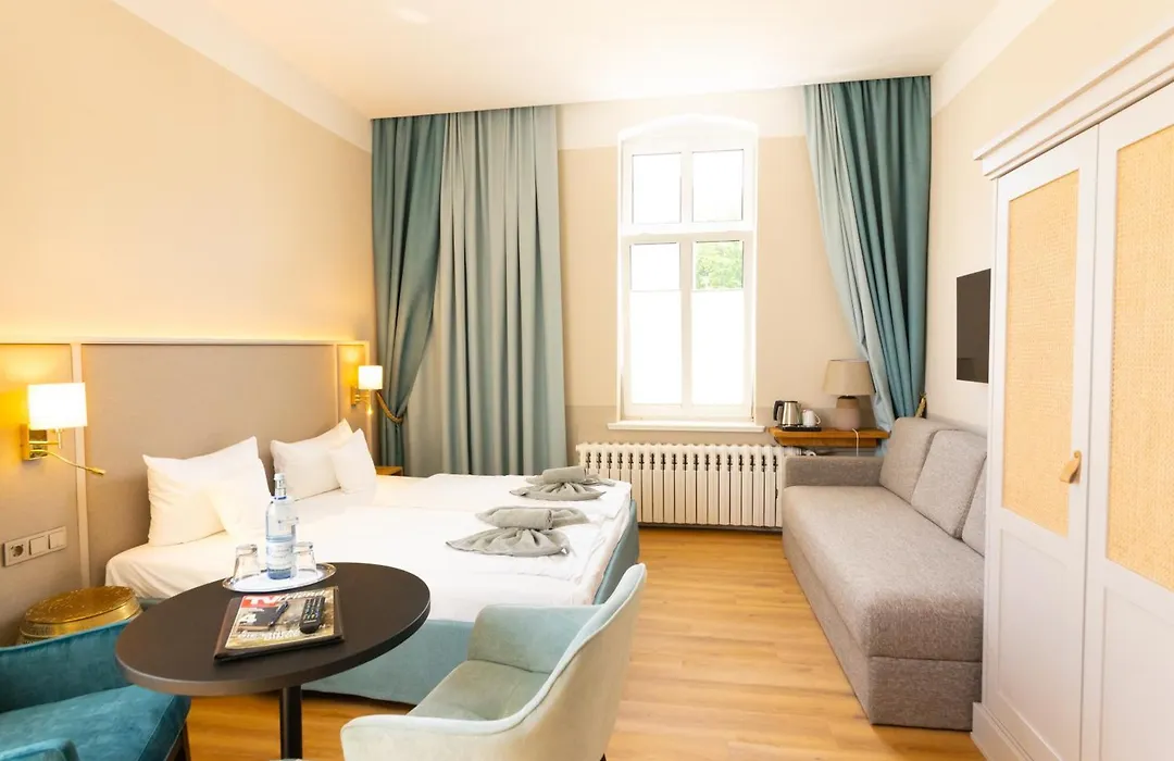 Hotel Germania-1