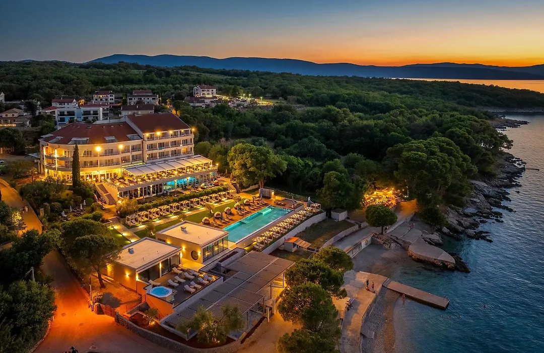 Spa&Wellness Hotel Pinia-1