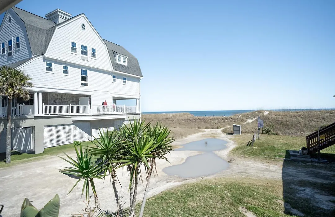 Elizabeth Pointe Lodge-1