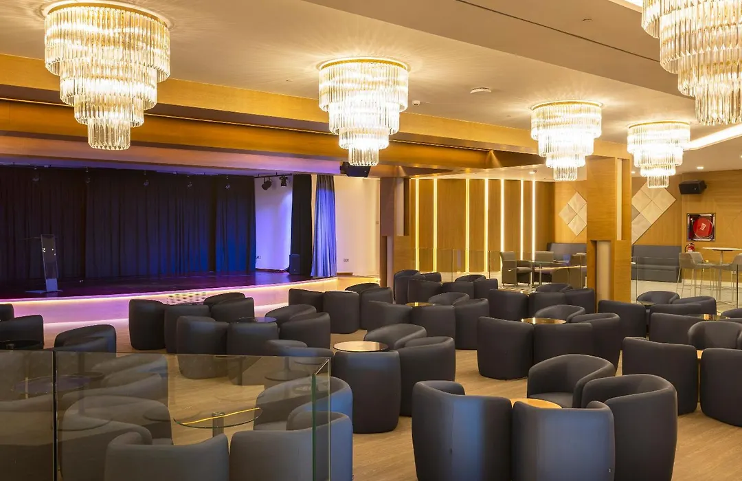 Hipotels Barrosa Palace & Spa-1