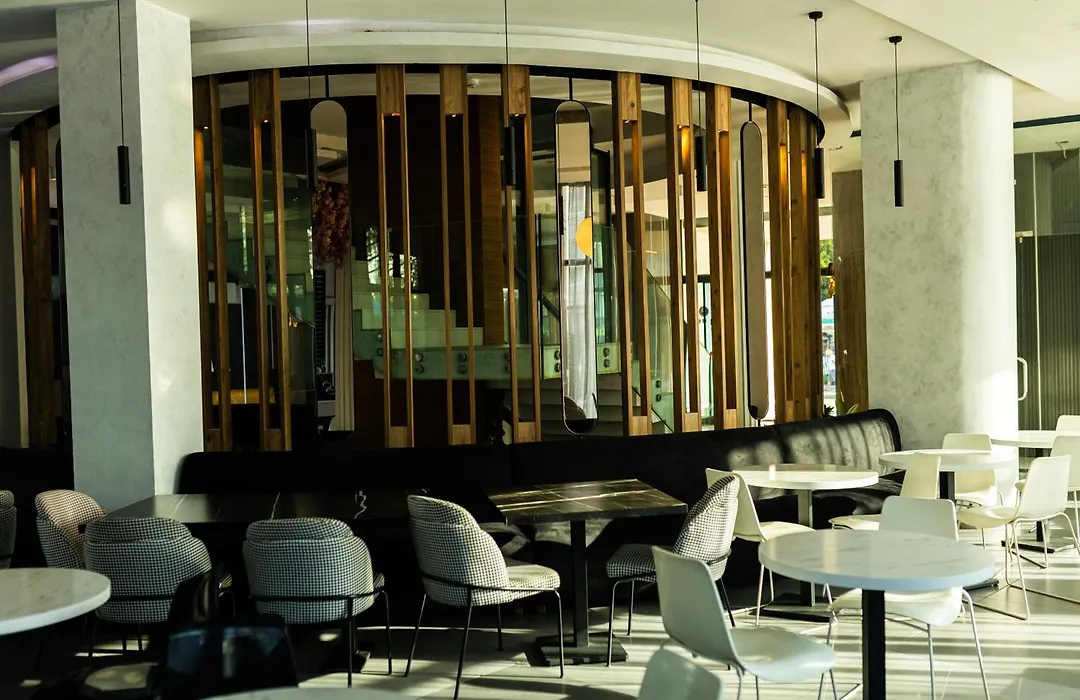 Riviera Blue Hotel-1
