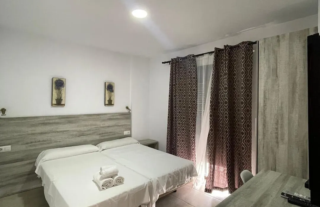 Hostal Malia-1