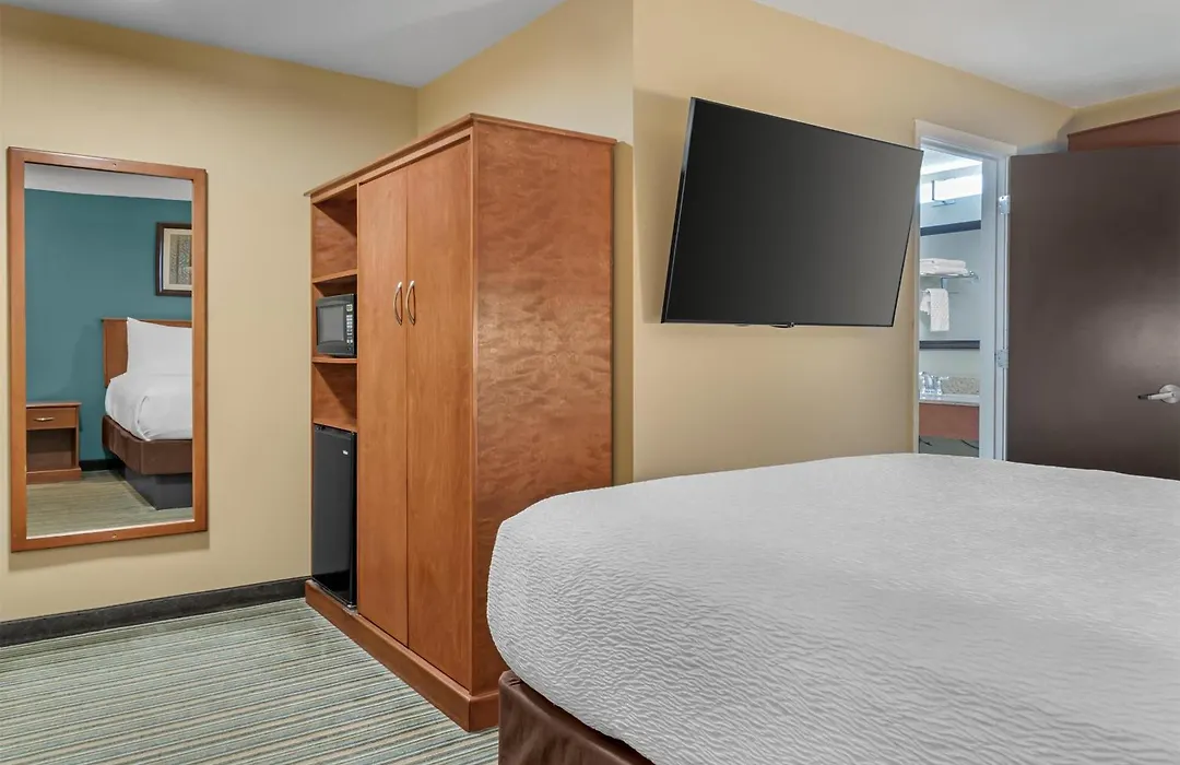 Best Western Plus Traverse City-1