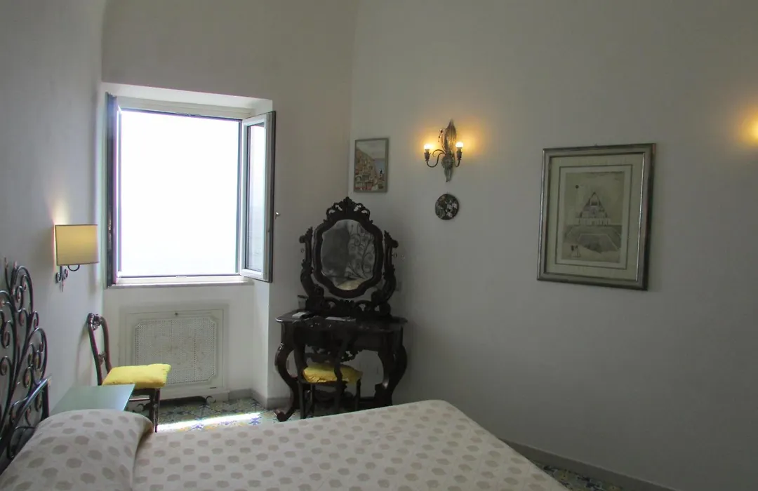 Domus Claudia-1