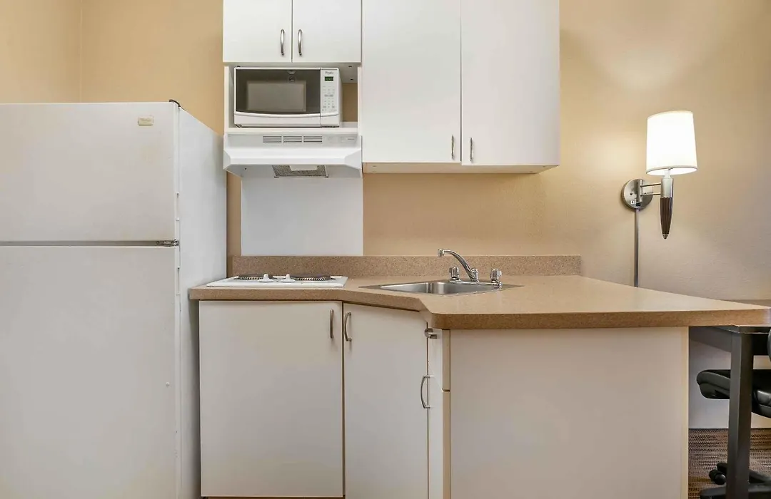 Extended Stay America Select Suites - Detroit - Roseville-1