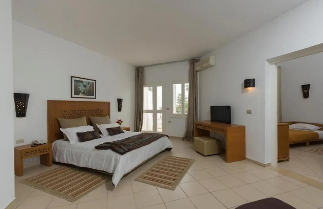 Hotel El Fell-1