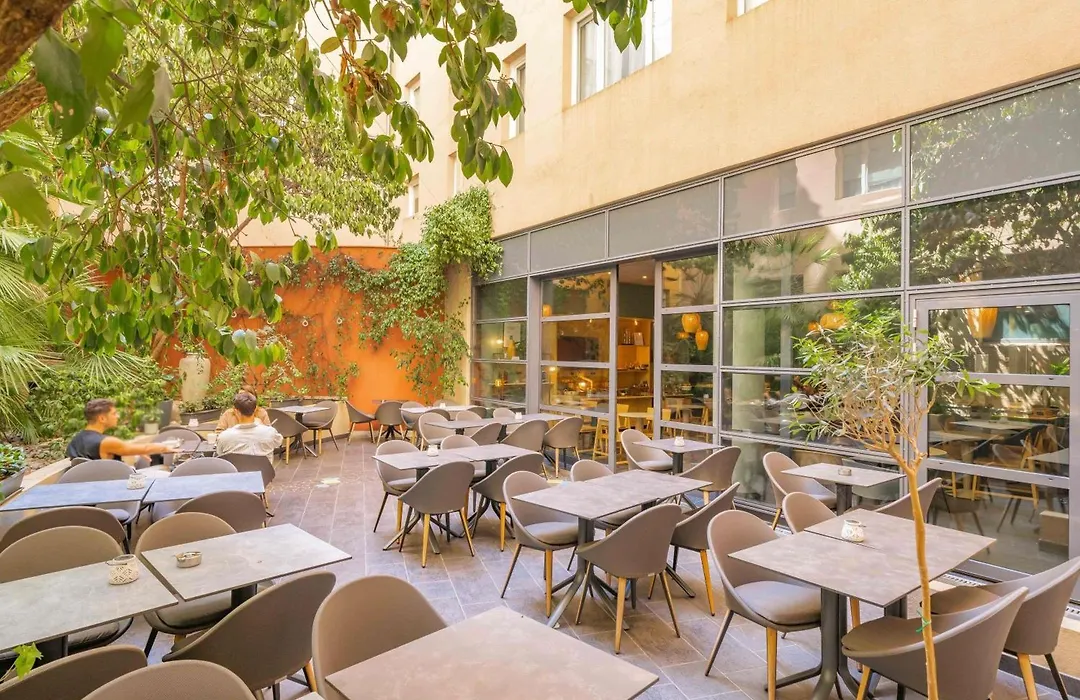 Novotel Suites Cannes Centre-1