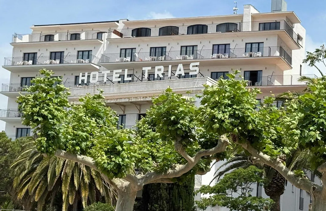 Hotel Trias-1