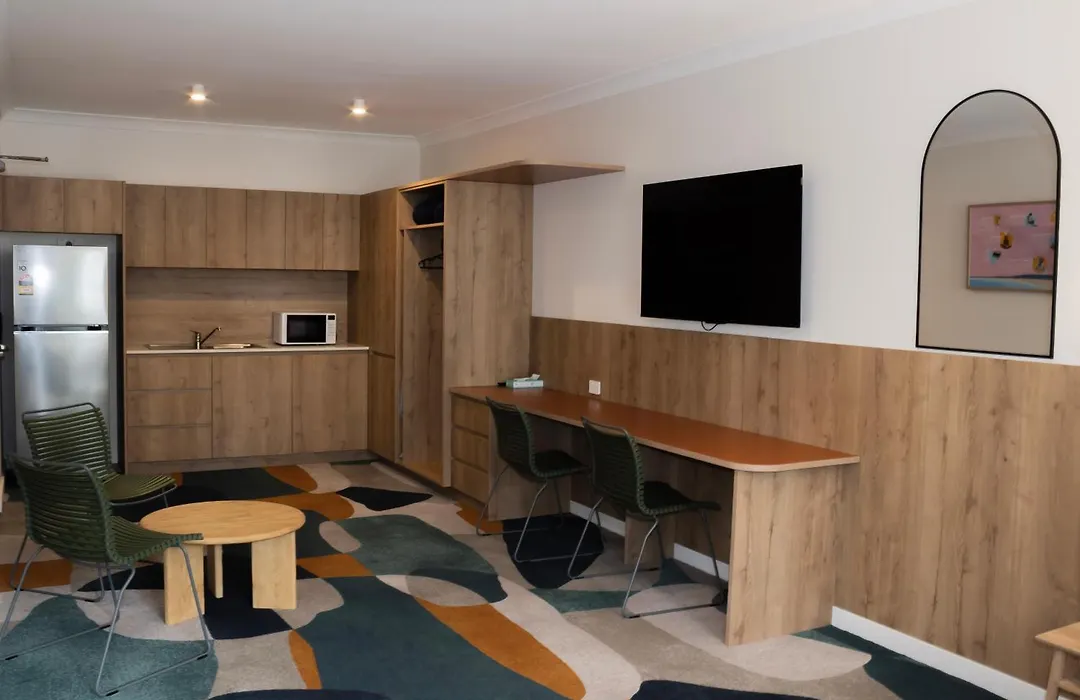 Seabreeze Beach Hotel-1
