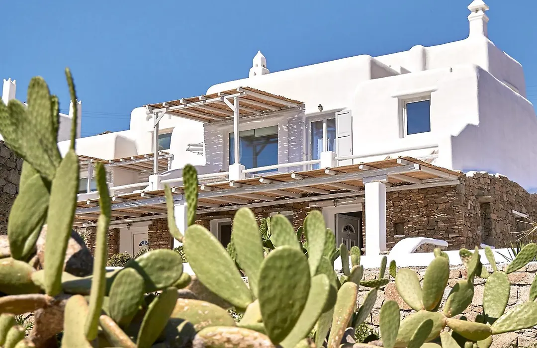 Mykonos Lolita, A Resort To Live-1