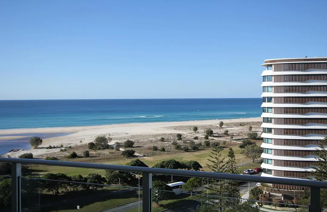 Kirra Surf Apartments-1