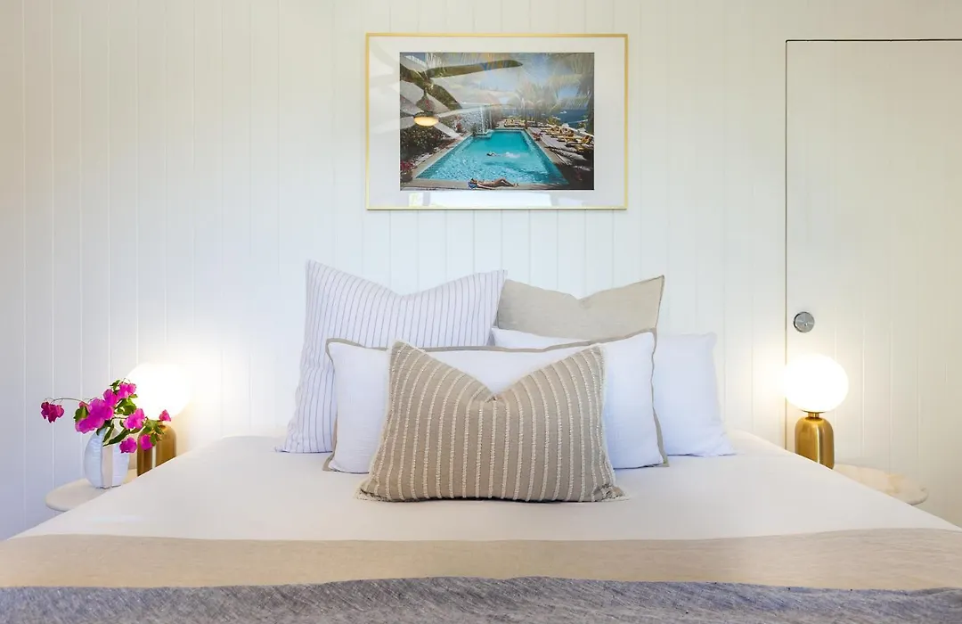 Casuarina Cove Apartments-1