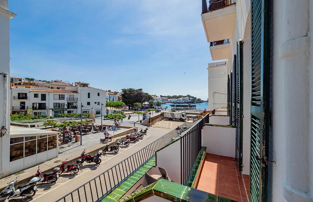 Hostal Marina Cadaques-1