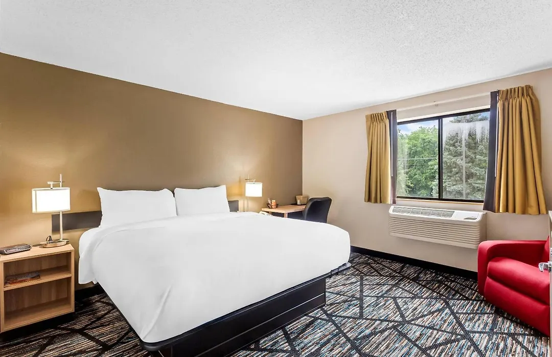 Quality Inn & Suites Howe - Sturgis-1