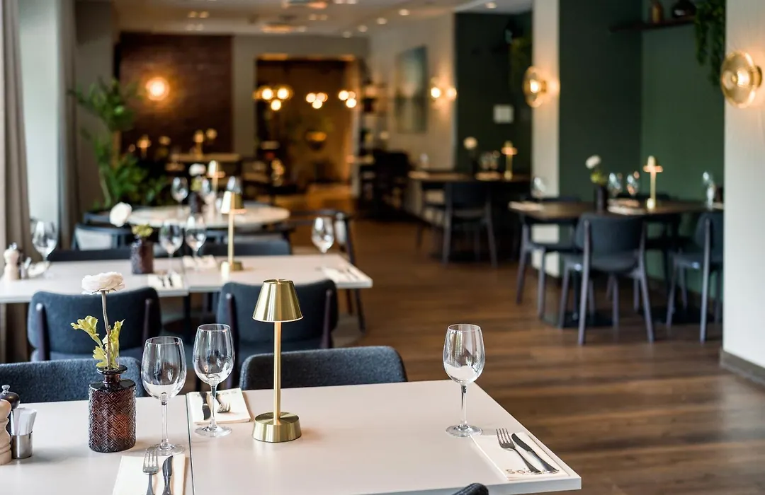 Quality Hotel Strand Gjovik-1