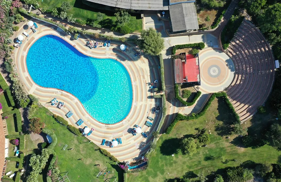 Capo Ceraso Family Resort-1
