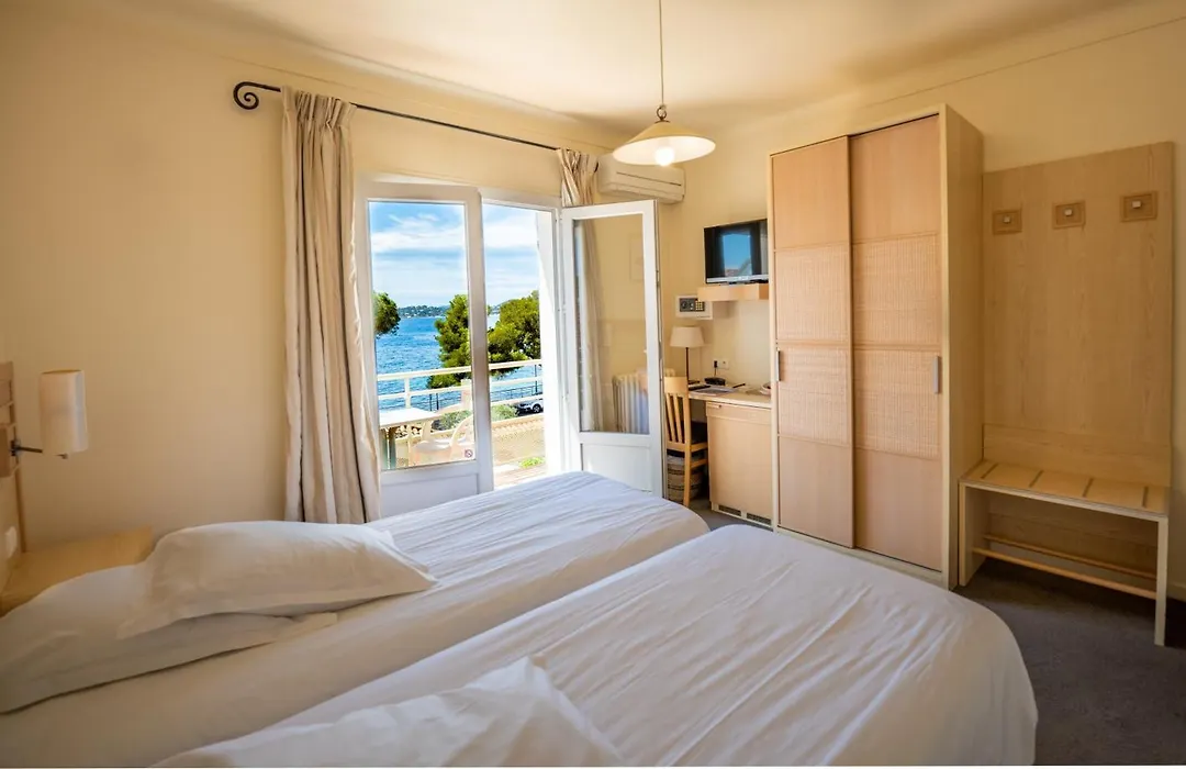 Logis Hotel Le Provencal Rest Les Muriers-1