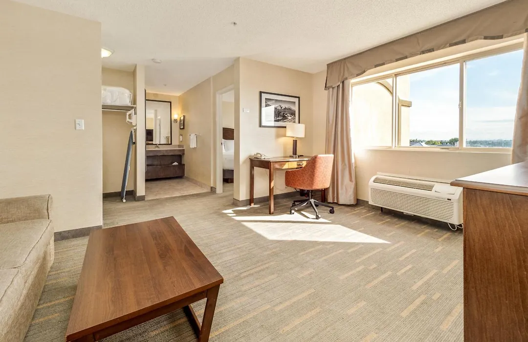 Holiday Inn Lethbridge By Ihg-1