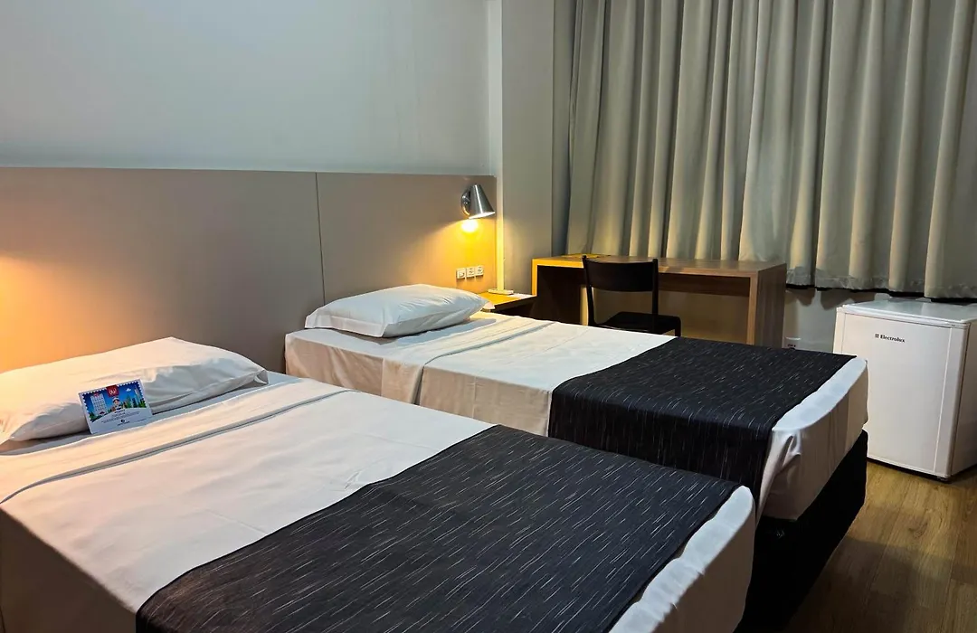 Hotel Valerim Itajai / Navegantes-1