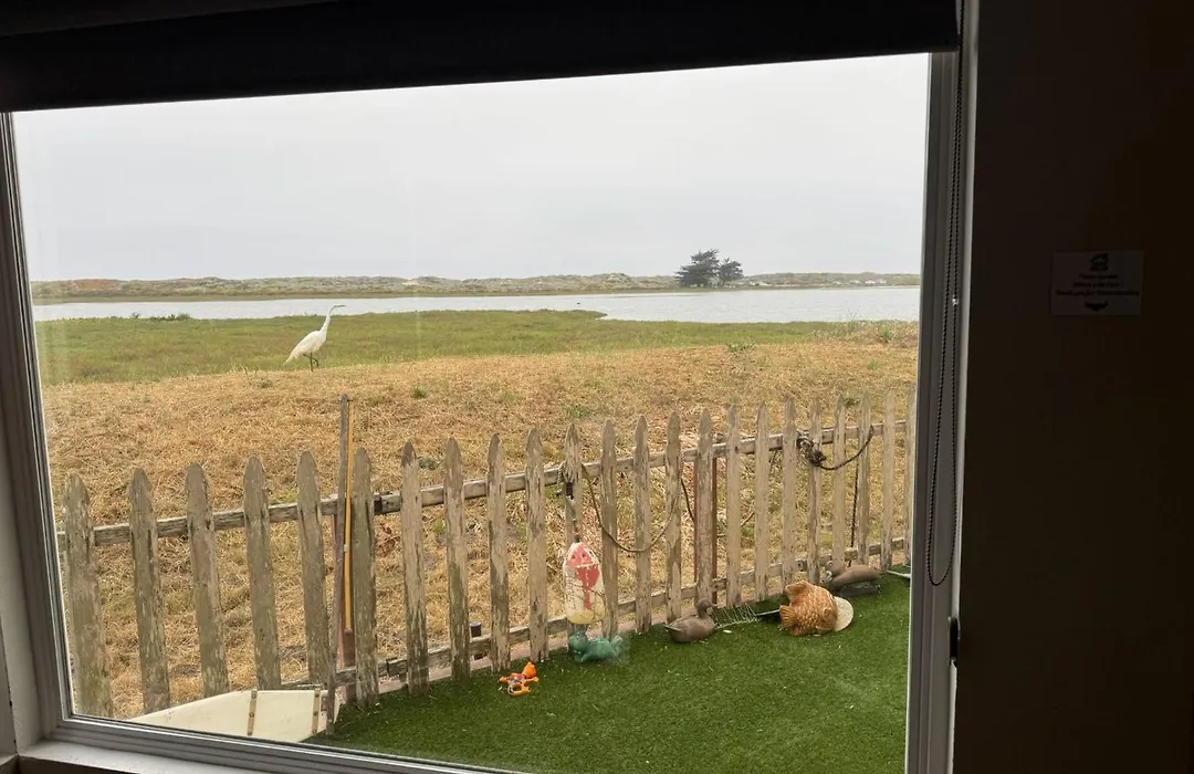 Captain'S Inn At Moss Landing-1