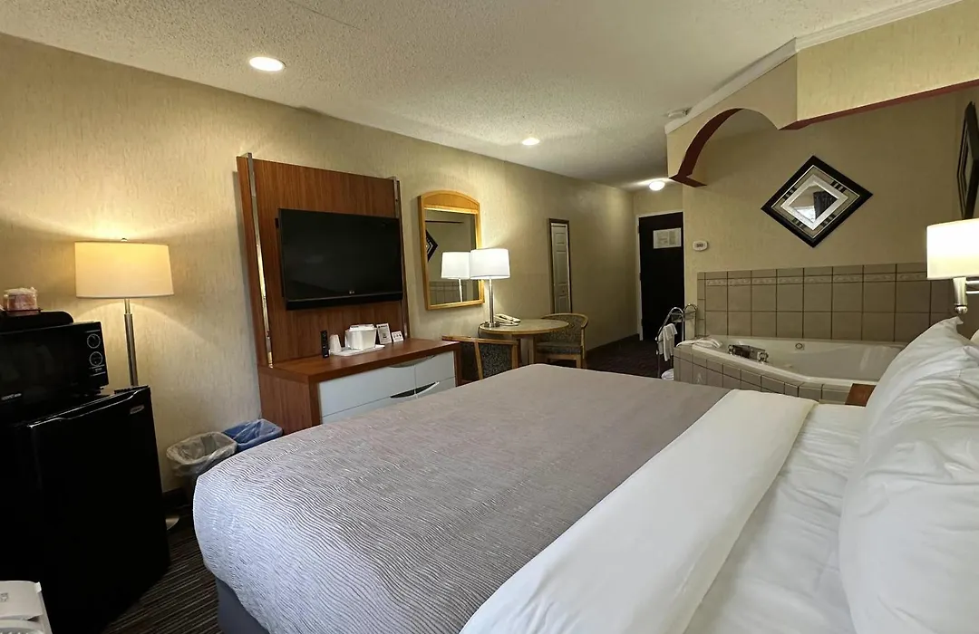Quality Inn Near Toms River Corporate Park-1