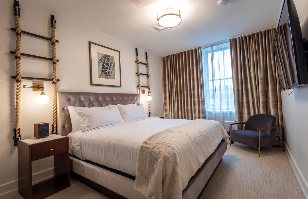 Hotel Covington Cincinnati Riverfront-1