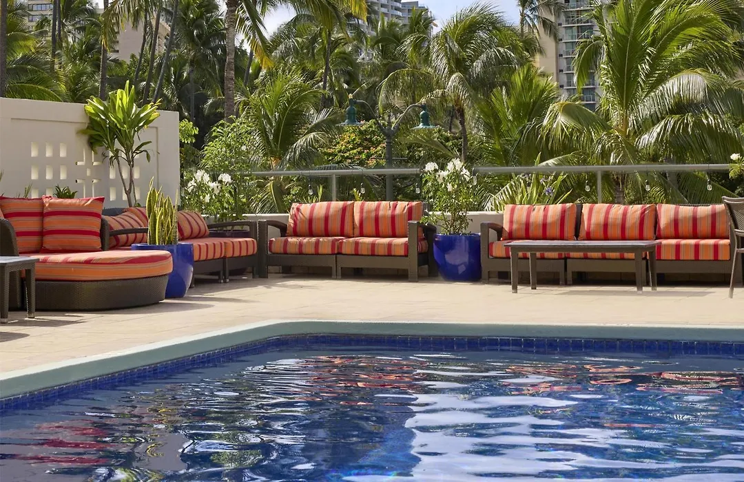 Doubletree By Hilton Alana - Waikiki Beach-1
