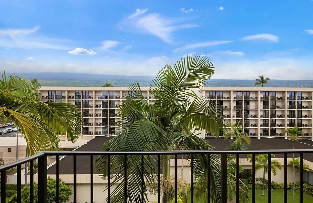 Courtyard By Marriott King Kamehameha'S Kona Beach Hotel-1