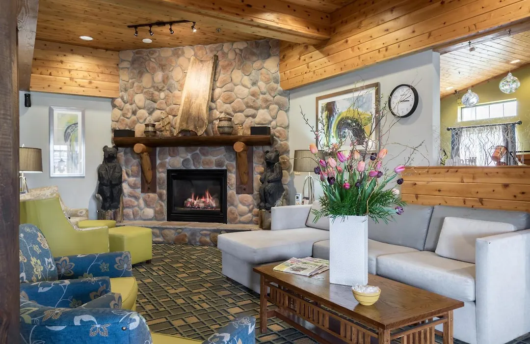 White Pine Inn & Suites-1