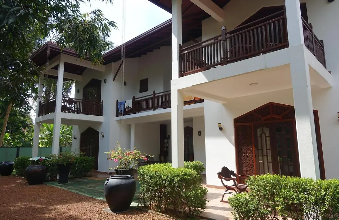 Neue Villa Wunderschön-1
